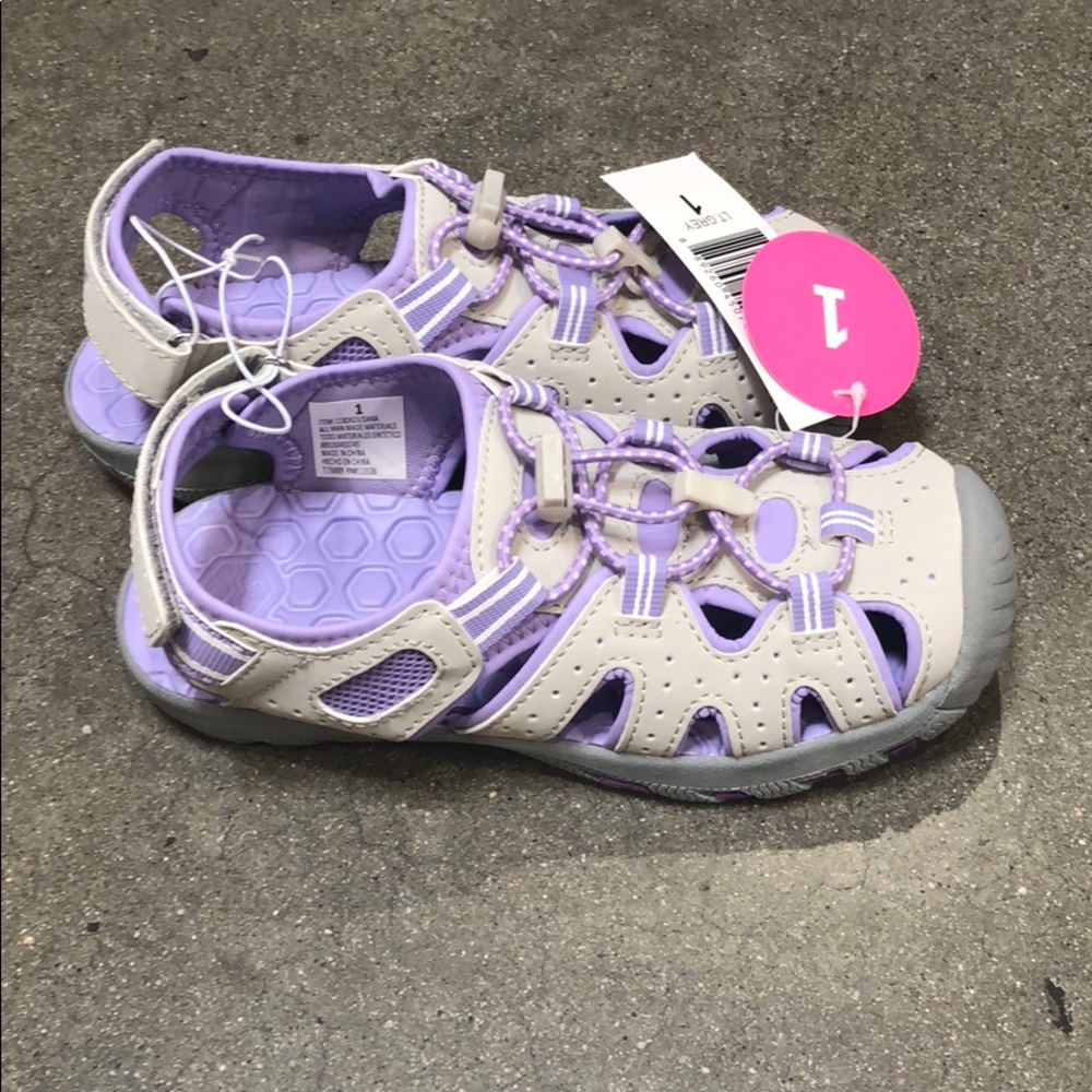Kids sandals